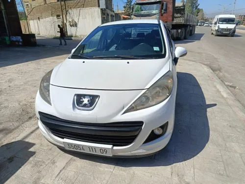 Peugeut 207 2011 