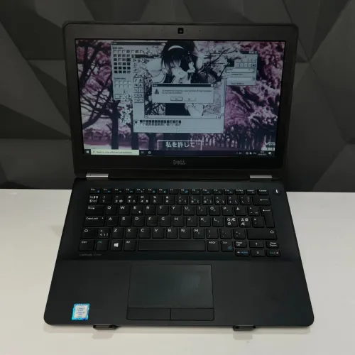 DELL LATITUDE E7270 / i5-6300U / INTEL UHD / 8GB DDR4 / 256GB NVME / LAPTOP / 12.5