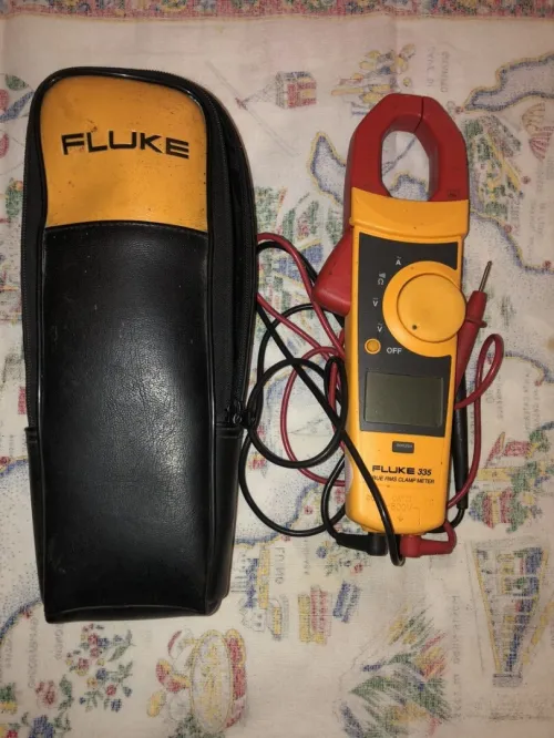 Pince Ampéremetrique Fluke