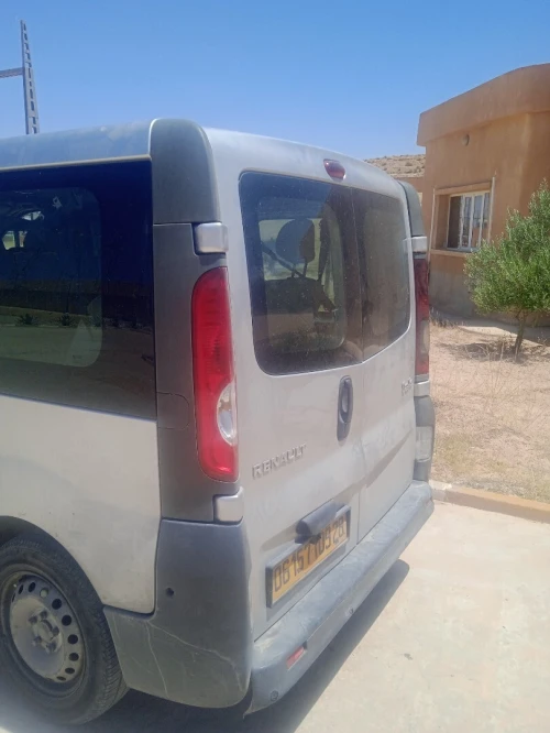 Renault trafic2 