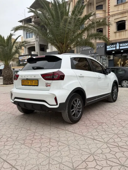 Livan X3 Pro  2025 X3 Pro automatique + Toit 