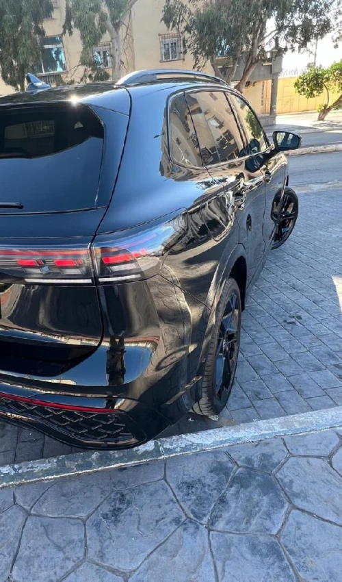 Volkswagen Tiguan 2026 R