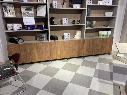 Meuble commercial panneau présentation