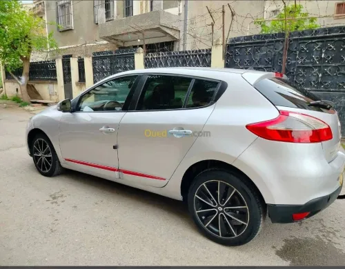 Renault Megane 3 2014 New Play