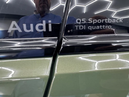 Audi Q5 2025 S line pack black