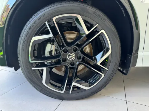 Volkswagen Tiguan 2025 R line pack black
