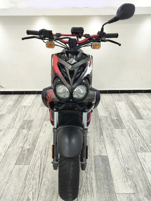 SLIDER FRANÇAIS 50CC SCOOTER YAMAHA MBK STUNT 2012