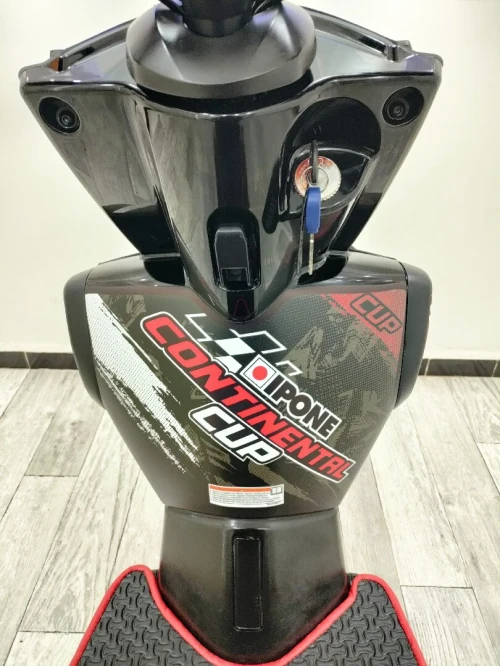 SLIDER FRANÇAIS 50CC SCOOTER YAMAHA MBK STUNT 2012