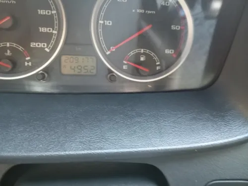 Tata Xenon 2013 