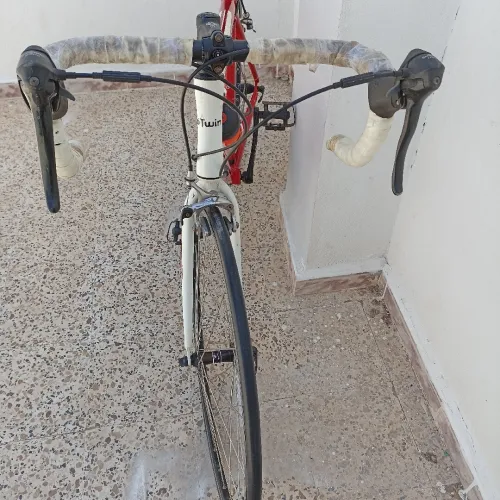 Offre 16750,00 Da pour Velo Btwin Course
