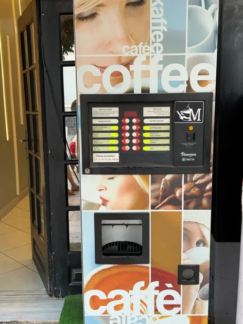 Distributeur automatique café vinizia necta