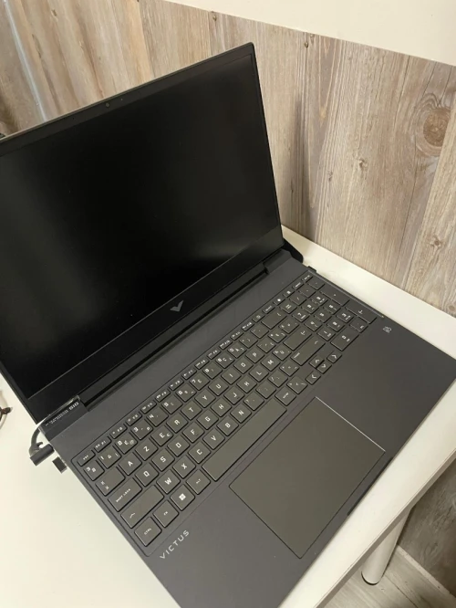 Hp victus