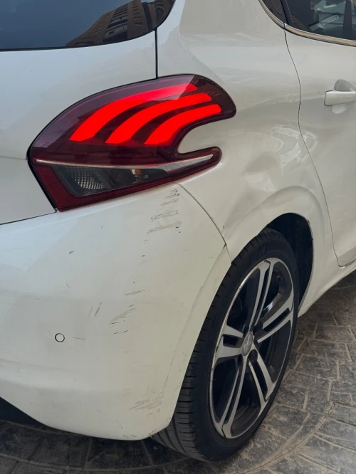 Peugeot 208 2016 Allure Facelift