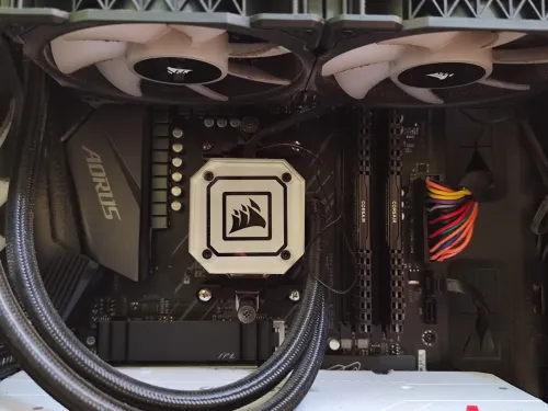 PC GAMER Ryzen 5 5600X / RTX 2070 8G 1TB NVMe Setup Complet État 10/10