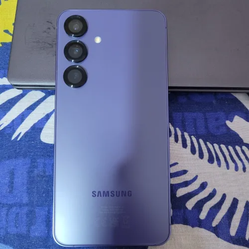 Samsung S24