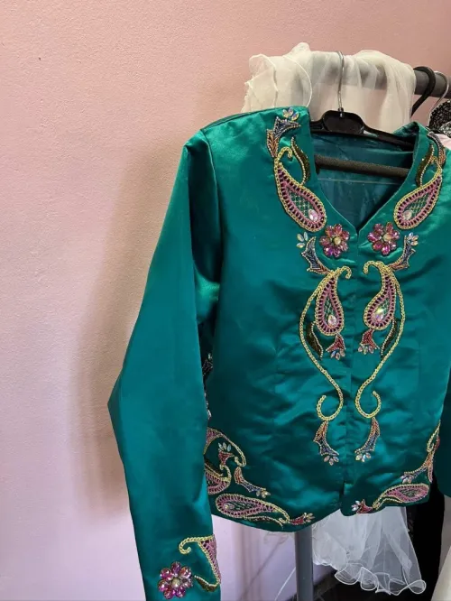 Veste karako