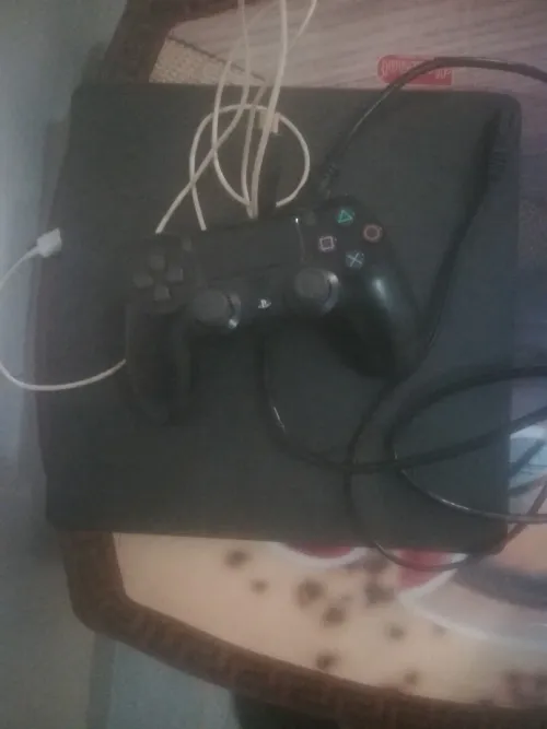 play 4 . 500gb