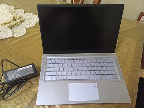 Laptop ASUS  ZENBOOK