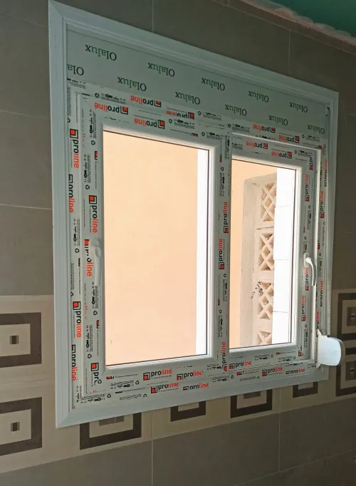 Menuisier aluminium et pvc et varre trompi