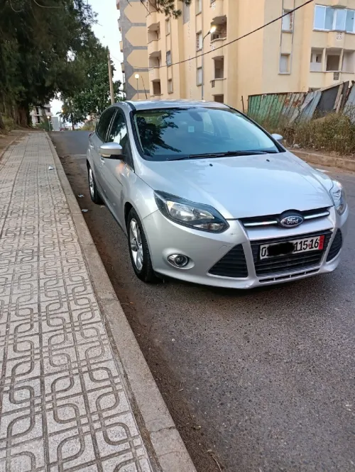 Ford Focus 4 portes 2015 Trend Sport