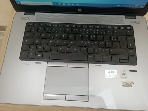 HP ELITBOOK 840