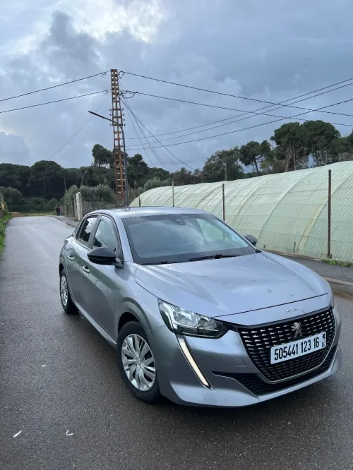 Peugeot 208 2023 E-Style