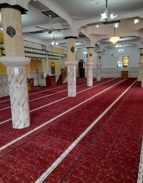 سجاد مساجد جديد 165ألف للمتر المربع ،التفريش و التوصيل مجاني