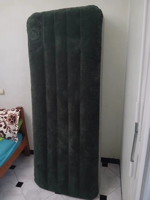 Matela gonflable (avec pompe a air intégré)