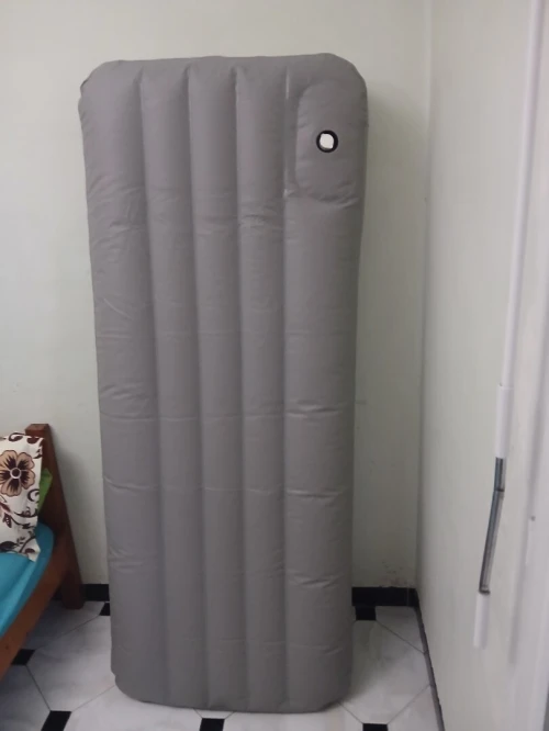 Matela gonflable (avec pompe a air intégré)