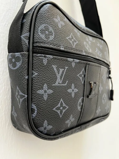 Des Sacoches LV
