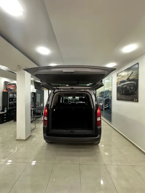 Peugeot Rifter 2025 Active Pack