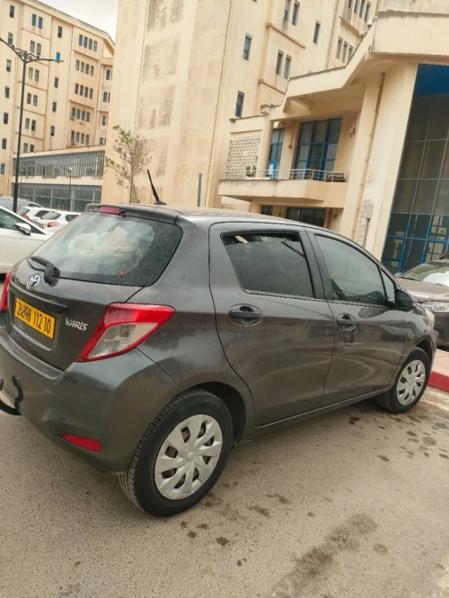 Toyota Yaris 2012 Hatchbak