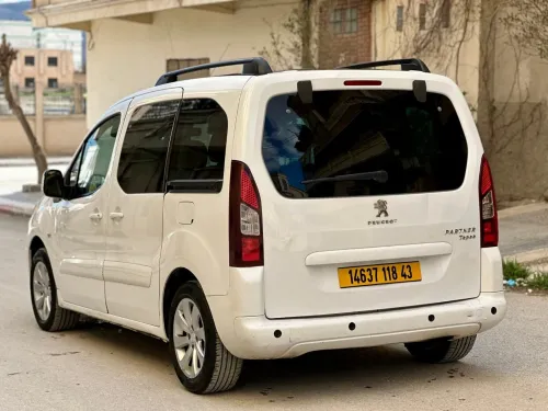 Peugeot Partner 2018 Tepee Allure 