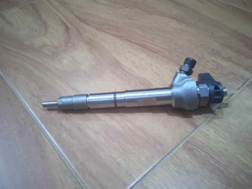 Injecteur BOSCH 2L 150ch Diesel VOLKSWAGEN/SKODA