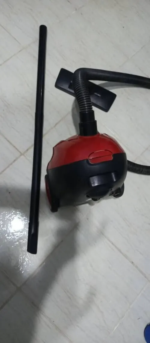 Aspirateur Beko avec sac 2L 1600 W