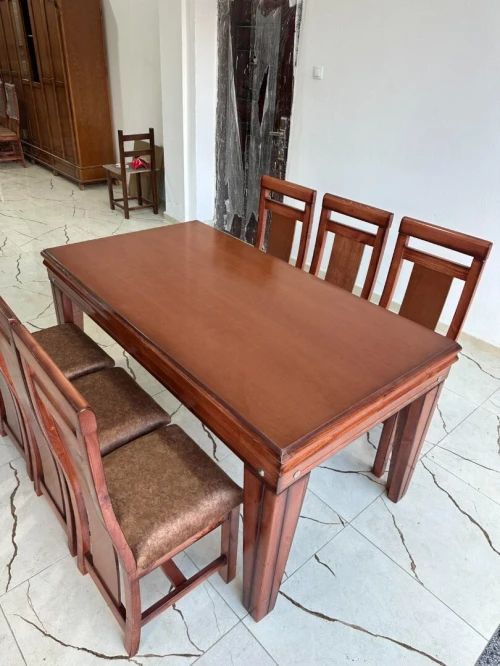 Table salle a manger 6 chaise bois rouge 