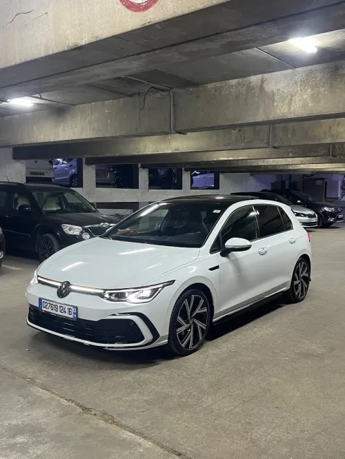 Volkswagen Golf 8 2024 R-Line