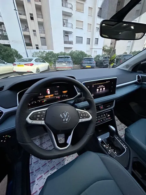 Volkswagen Taos 2025 