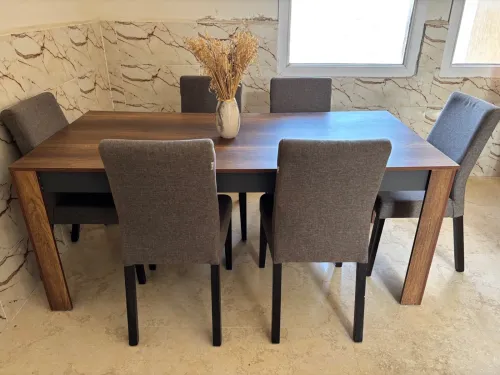 Table de salon + 6 chaises