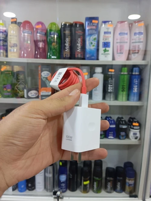 Chargeur Oneplus 100w original الأصلي لي يجي فالعلبة تاع الهاتف
