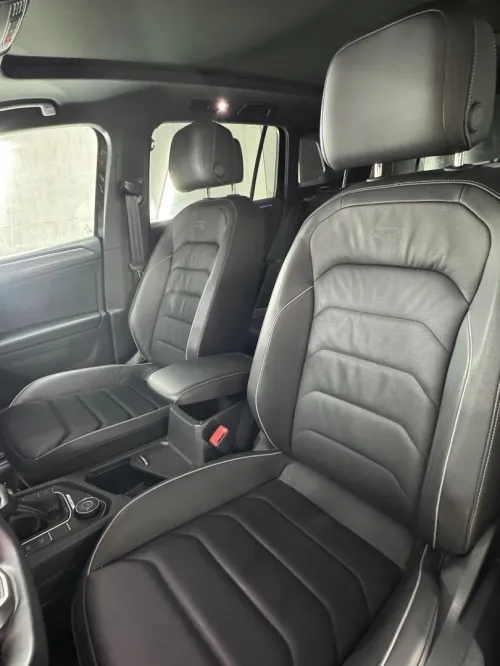 Volkswagen Tiguan 2024 Black black