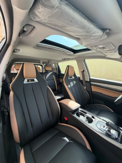 Geely Coolray 2025 