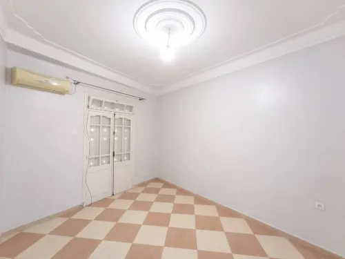 Location Appartement Niveau de villa F4 Alger Bab ezzouar