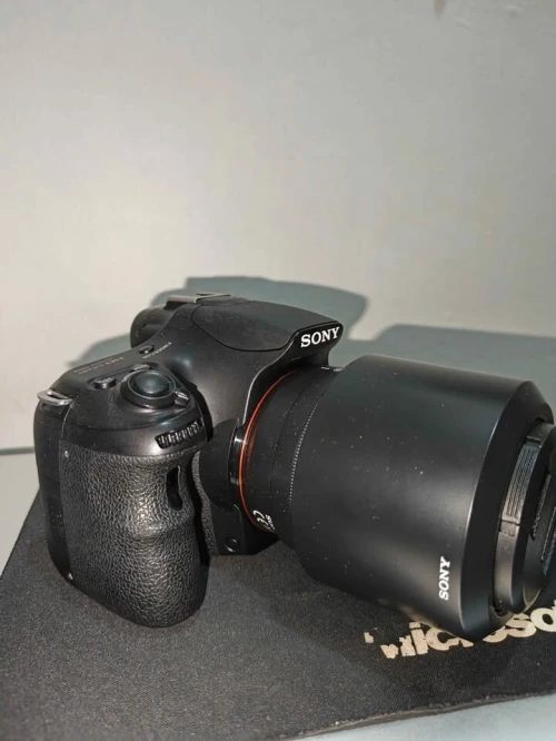 Sony alpha a 58 + Lens 55mm + lens 200mm