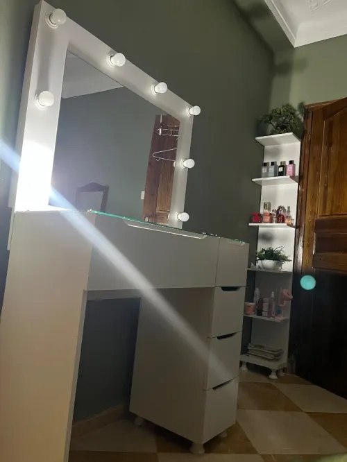 Coiffeuse et etager
