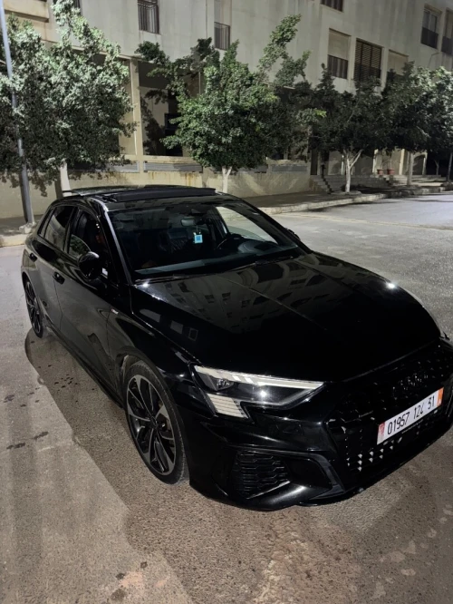 Audi A3 Sportback 2024 Flying spur Edition Premium 