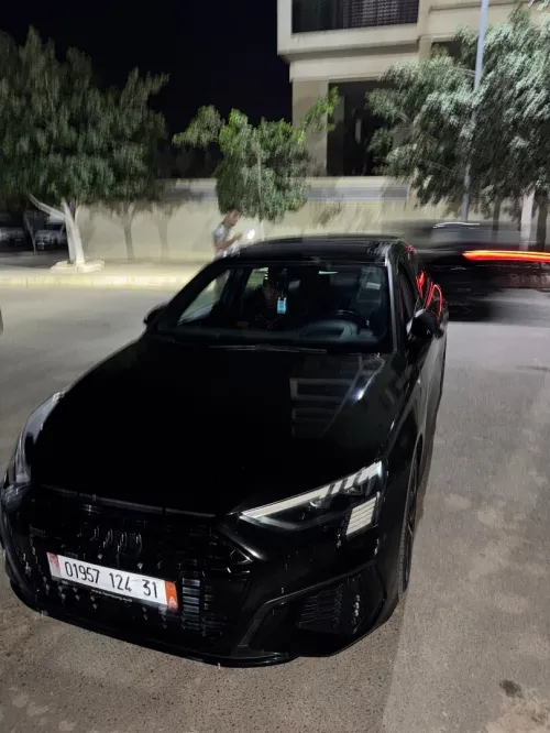 Audi A3 Sportback 2024 Flying spur Edition Premium 