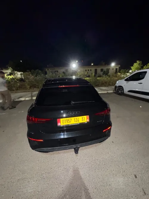 Audi A3 Sportback 2024 Flying spur Edition Premium 