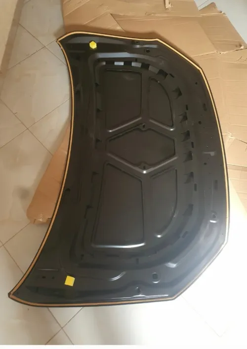 Capot caddy 