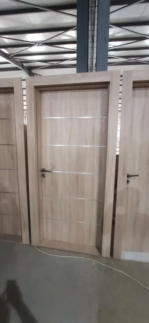 Portes intérieures Eggal أبواب خشب داخلية